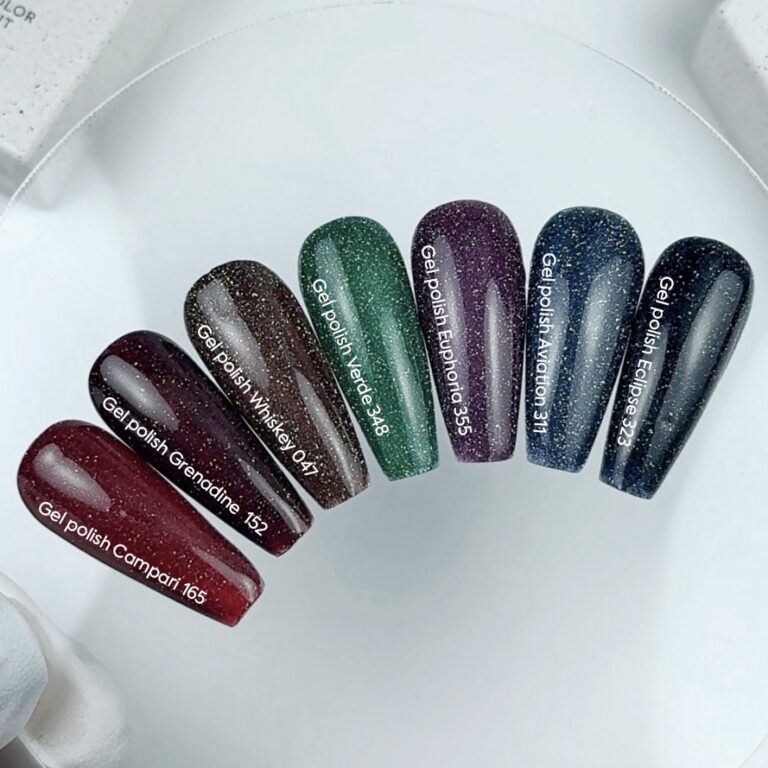 NAILSOFTHEDAY Reflective gel polish Verde, 10 ml