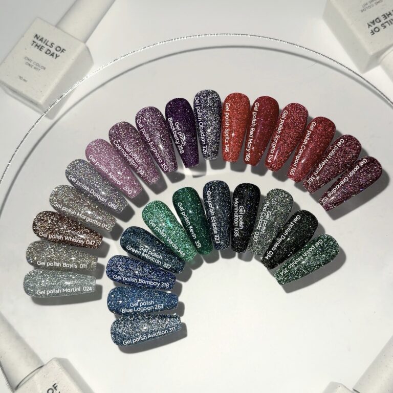 NAILSOFTHEDAY Reflective gel polish Cosmopolitan, 10 ml