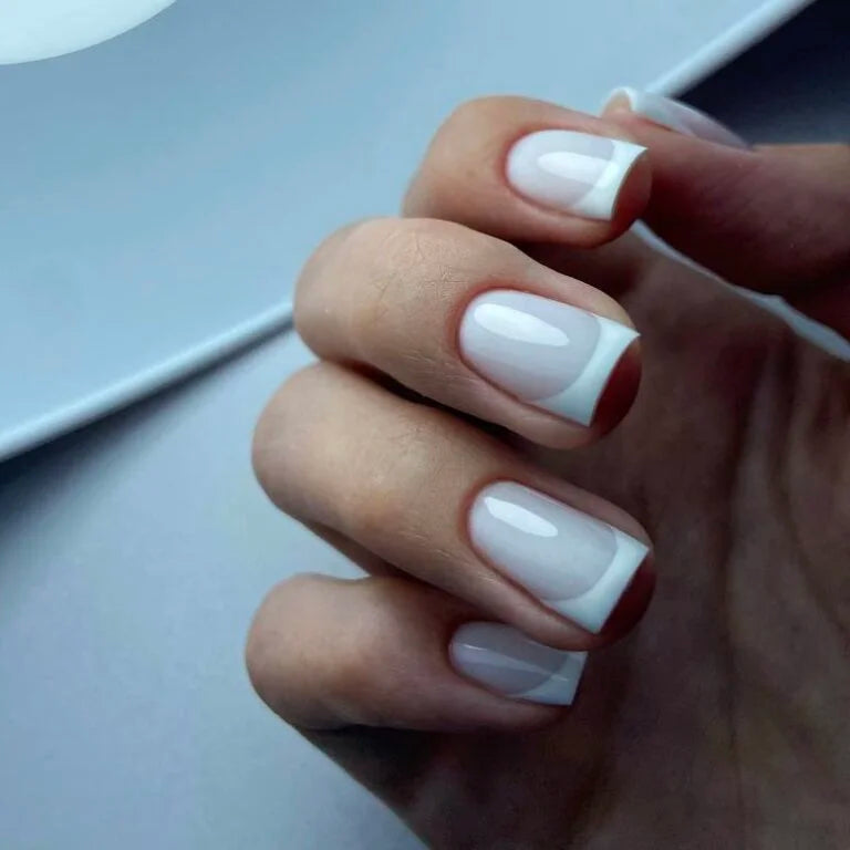 NAILSOFTHEDAY Bottle gel 01