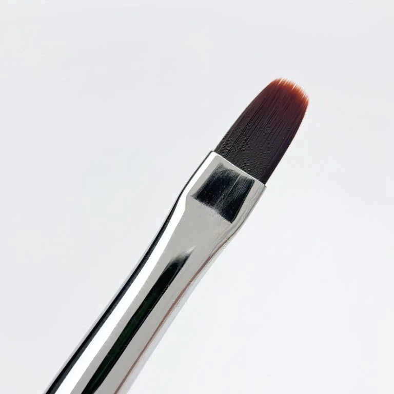 NAILSOFTHEDAY Professional Brush Oval