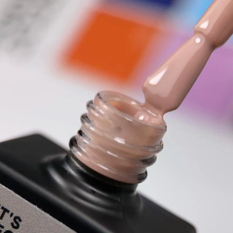 NAILSOFTHEDAY Gel polish Pantone 2025/1, 10 ml