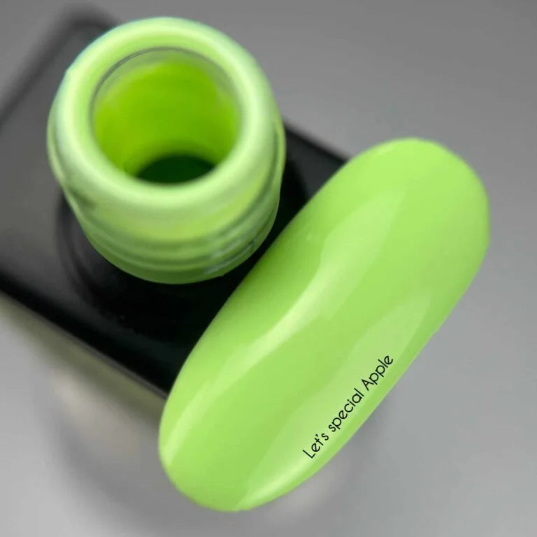 NAILSOFTHEDAY Gel polish Apple, 10 ml