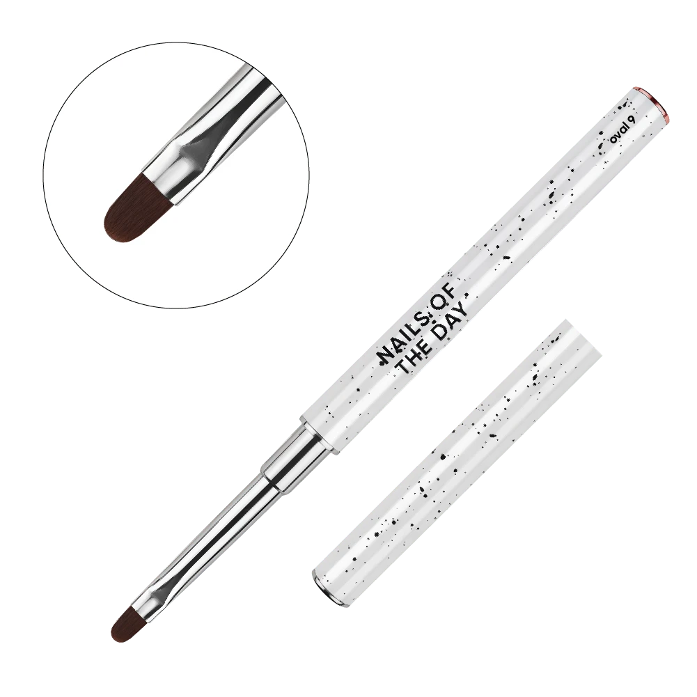 NAILSOFTHEDAY Professional Brush Oval